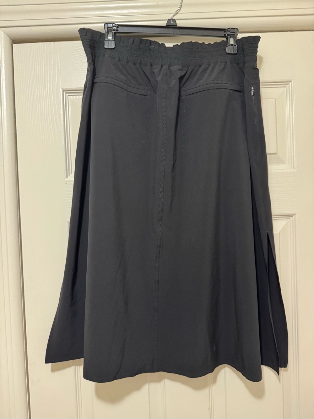 Athleta Black Midi Skirt with Elastic Waist - Picture 4 of 8